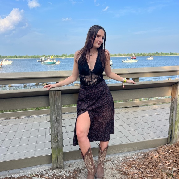 SHEIN floral midi skirt with slit - Picture 1 of 2